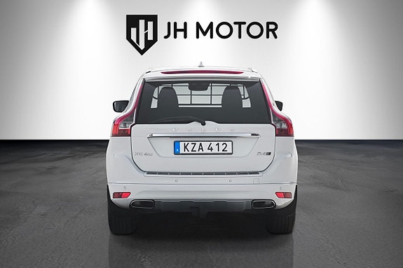 Volvo XC60 4 of 5
