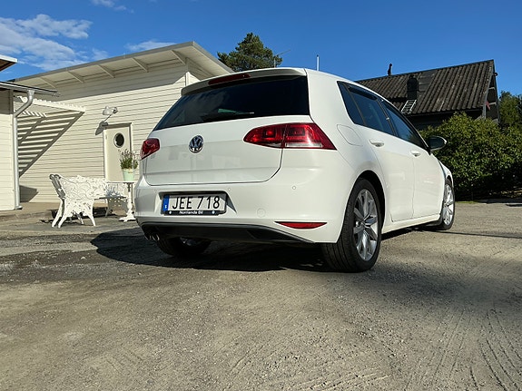 Volkswagen Golf VII 4 of 5