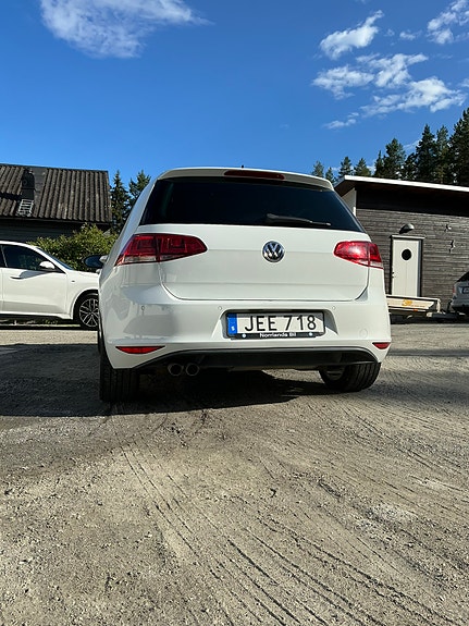 Volkswagen Golf VII 3 of 5