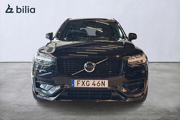 Volvo XC90 8 of 22