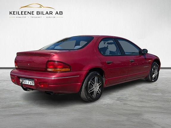 Chrysler Stratus 8 of 23