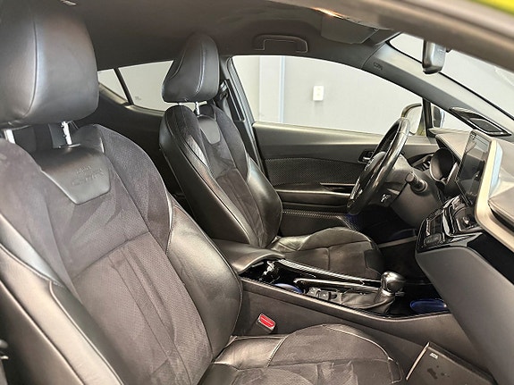 Toyota C-HR 12 of 20