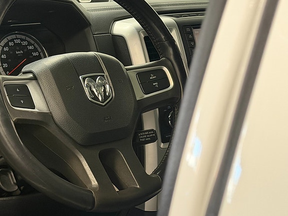 Dodge RAM 1500 26 of 30