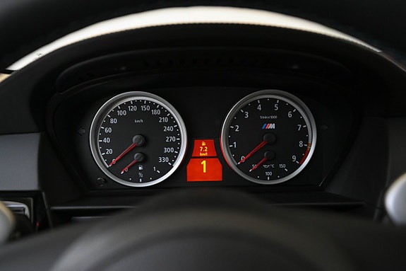 BMW M5 18 of 30