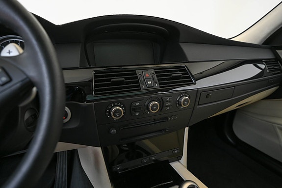 BMW M5 16 of 30