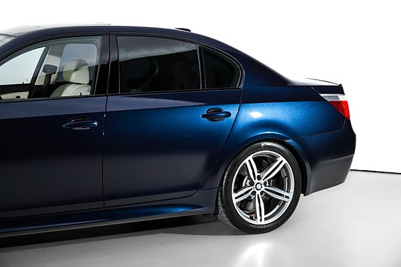 BMW M5 9 of 30