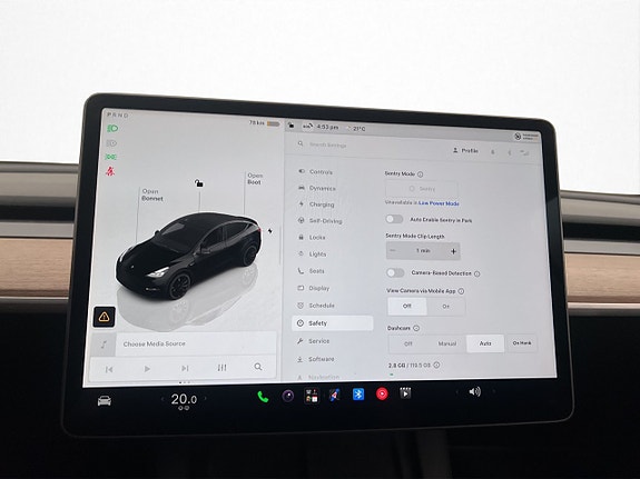 Tesla Model Y 29 of 30