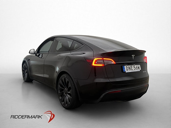Tesla Model Y 6 of 30