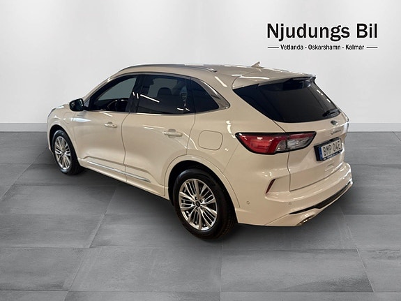 Ford Kuga 2 of 5