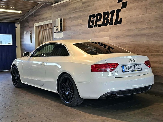 Audi A5 3 of 5