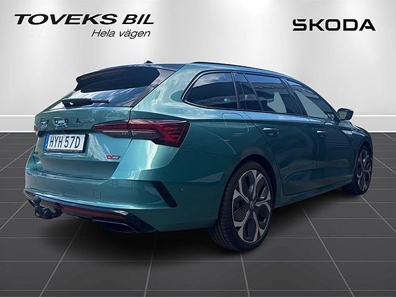 Skoda Octavia 3 of 5