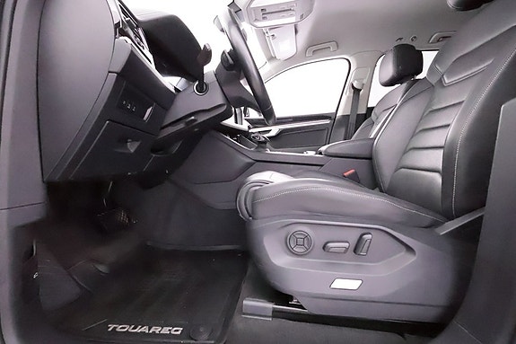 Volkswagen Touareg 16 of 20