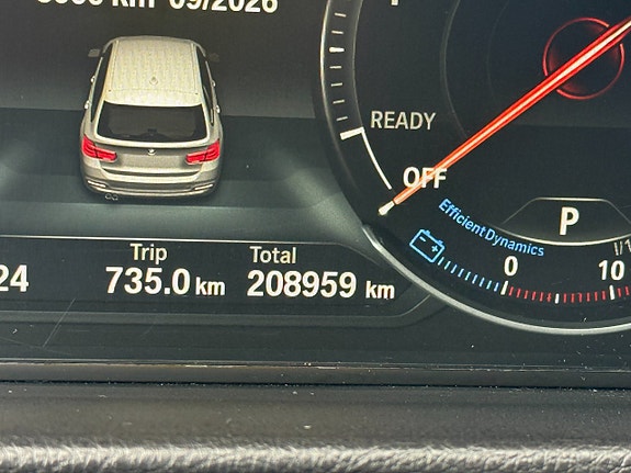 BMW 320d 15 of 16