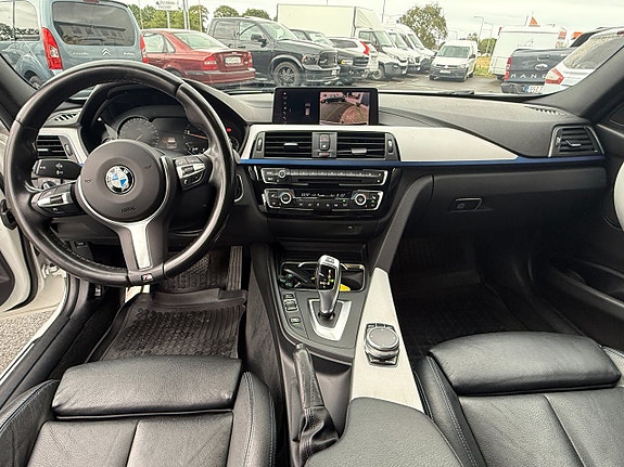 BMW 320d 11 of 16