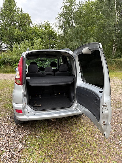 Toyota Yaris Verso 5 of 5