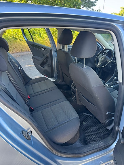 Volkswagen Golf VI 2 of 5