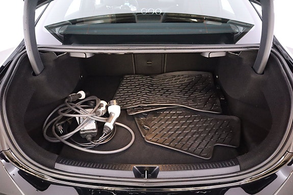 Mercedes-Benz A250 e 20 of 20