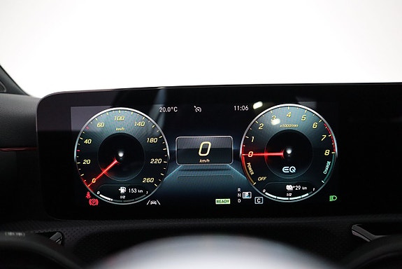 Mercedes-Benz A250 e 14 of 20