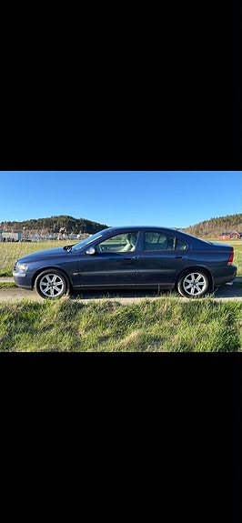 Volvo S60 4 of 4
