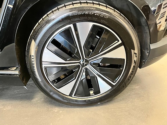 Polestar 4 13 of 21