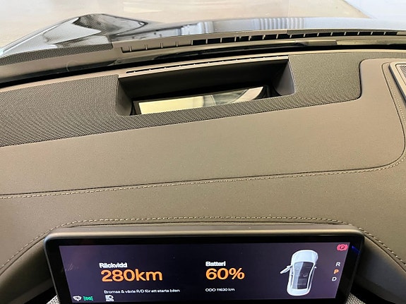 Polestar 4 18 of 21
