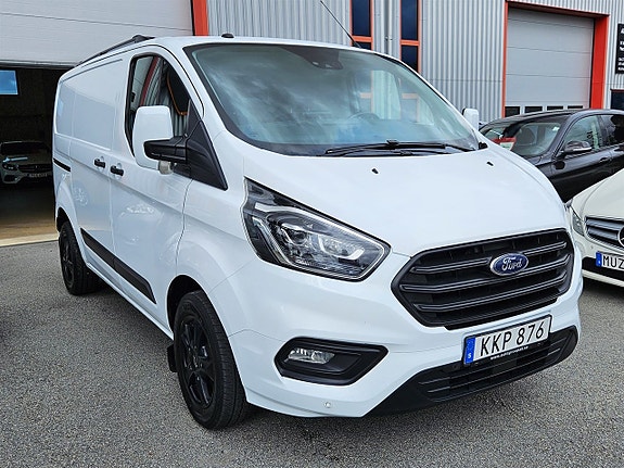 Ford Transit Custom 3 of 5