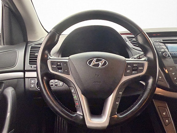 Hyundai i40 10 of 25
