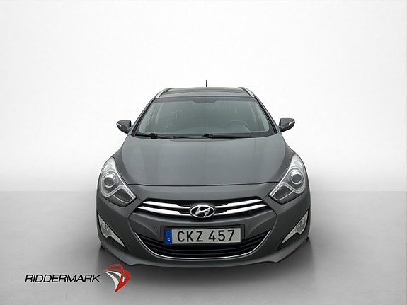 Hyundai i40 2 of 25