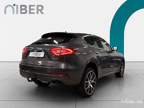 Maserati Levante 7 of 23