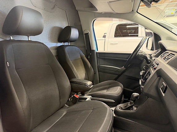 Volkswagen Caddy 25 of 30