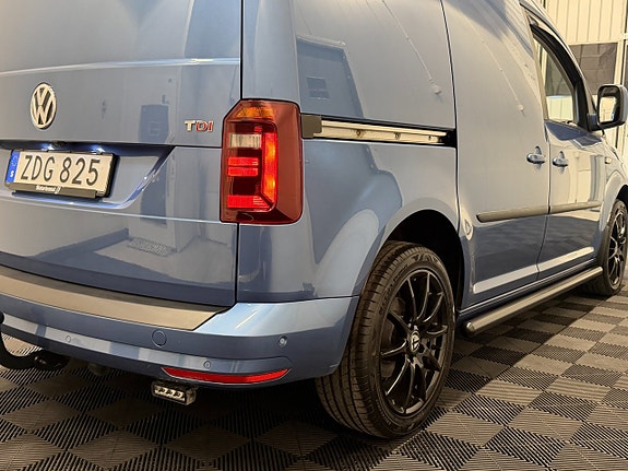 Volkswagen Caddy 16 of 30