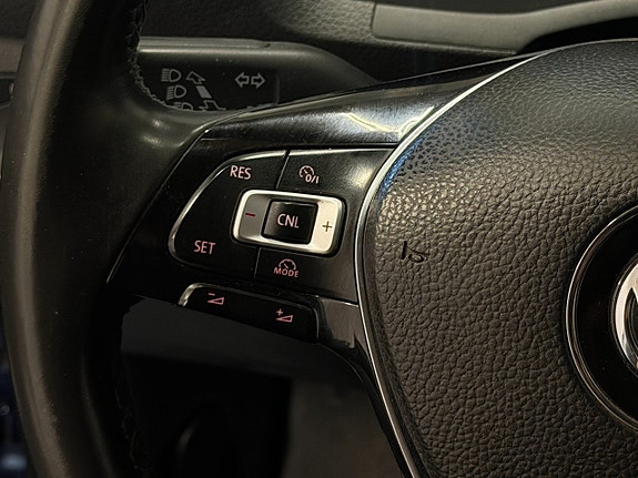 Volkswagen Caddy 27 of 30