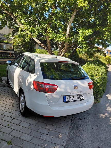 Seat Ibiza 4 of 5