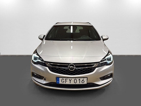 Opel Astra 2 of 5