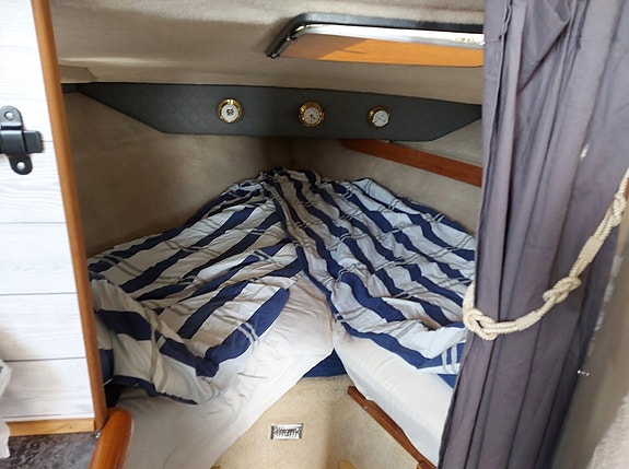 Unik/ Topputrustad Bayliner 2858 Command Bridge -89 | VP AD41 Diesel, VPDP Drev. 5 of 5