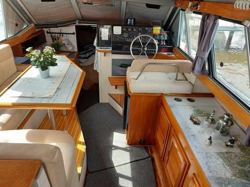 Unik/ Topputrustad Bayliner 2858 Command Bridge -89 | VP AD41 Diesel, VPDP Drev. 3 of 5