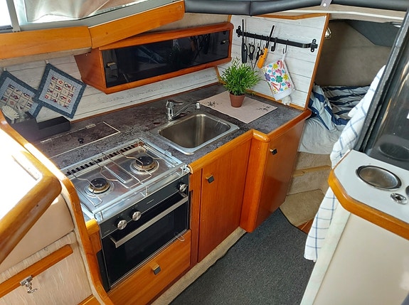 Unik/ Topputrustad Bayliner 2858 Command Bridge -89 | VP AD41 Diesel, VPDP Drev. 4 of 5