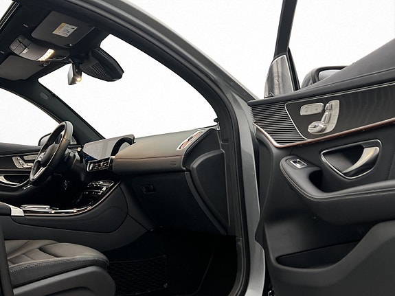 Mercedes-Benz EQC400 20 of 30