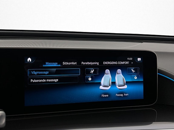Mercedes-Benz EQC400 28 of 30