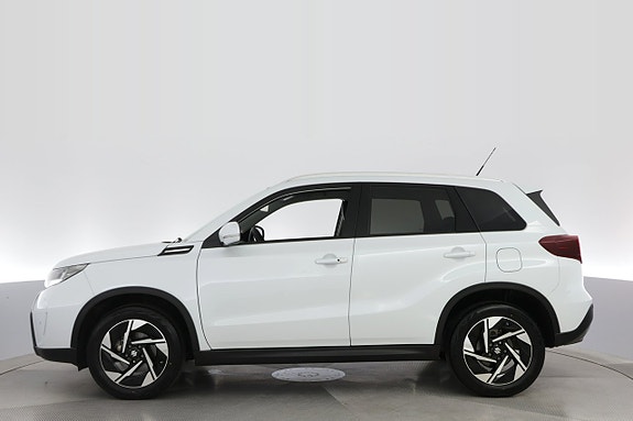 Suzuki Vitara 2 of 5