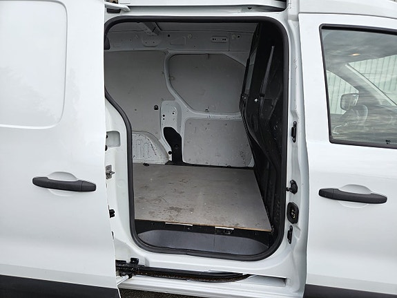 Renault Kangoo Express 14 of 21