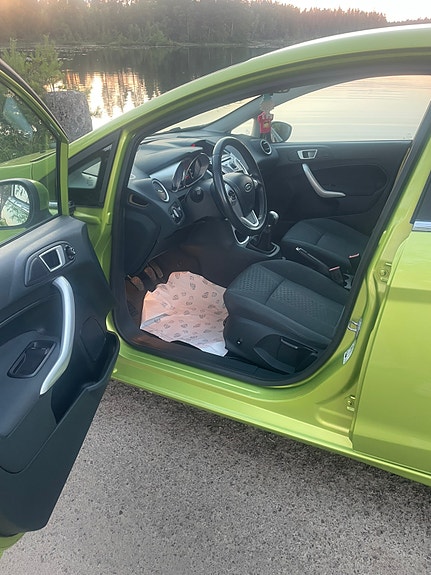 Ford Fiesta 5 of 5