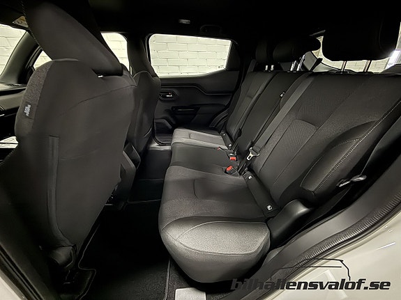 Suzuki eVitara 7 of 14
