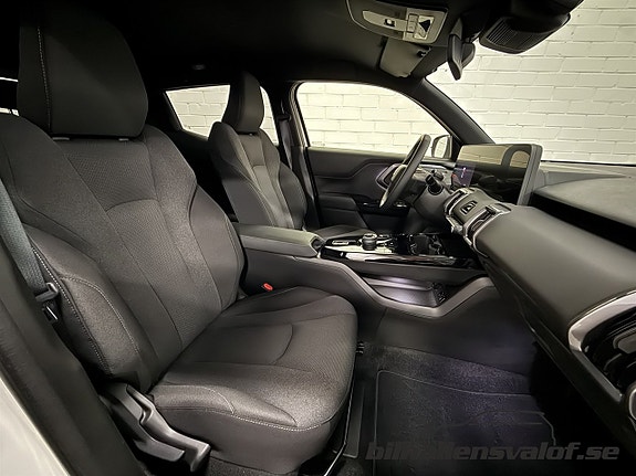Suzuki eVitara 10 of 14