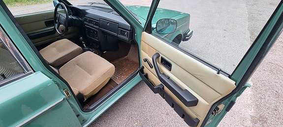 Volvo 244 4 of 5