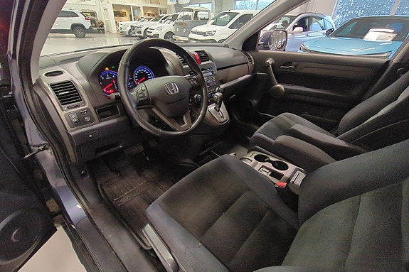 Honda CR-V 7 of 12