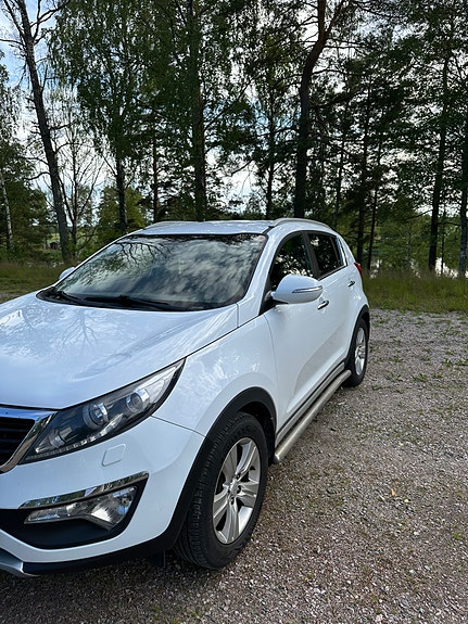Kia Sportage 2 of 5