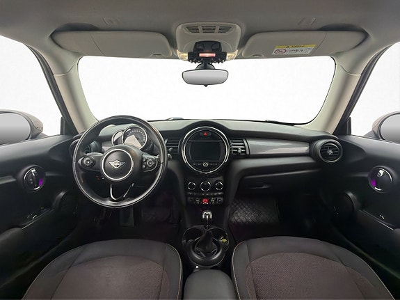 MINI Cooper 16 of 30