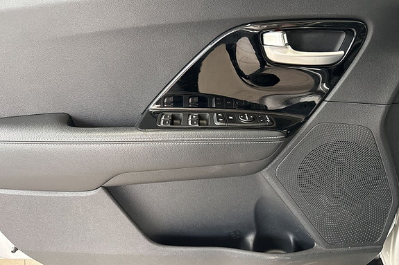 Kia Niro 14 of 28