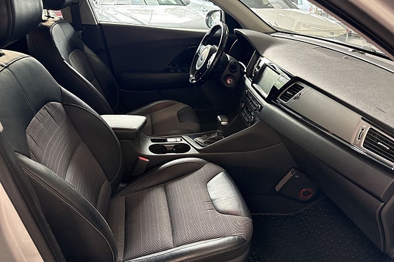 Kia Niro 12 of 28